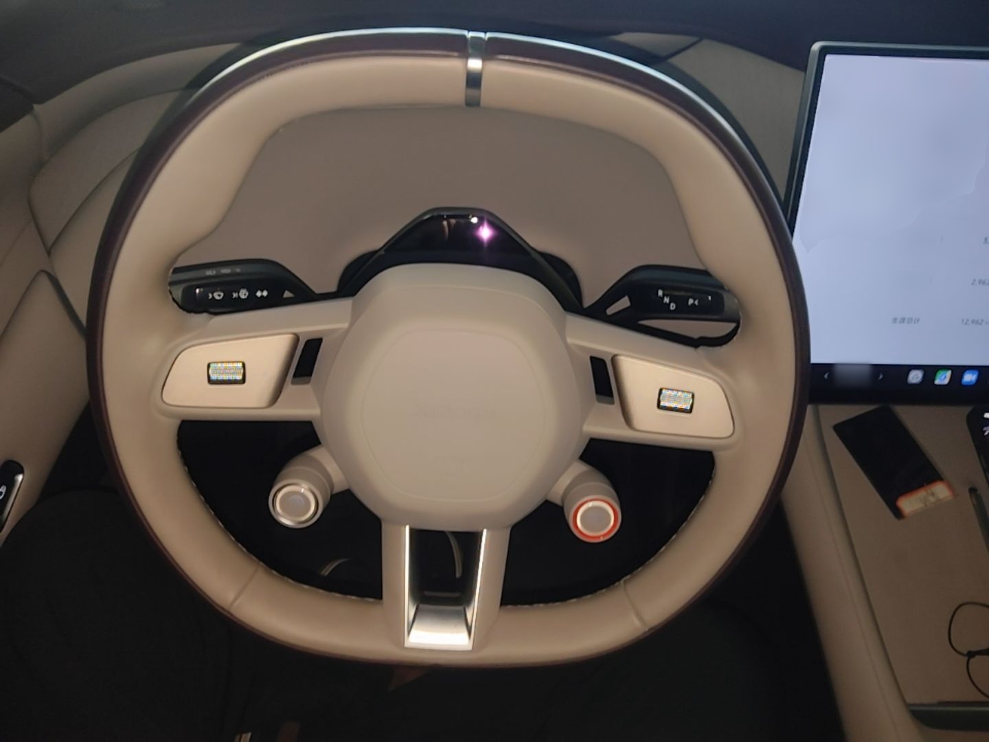 Xiaomi Auto YU7 2025 Ultra-Long Range High-Performance All-Wheel-Drive Max Edition — снимка 13