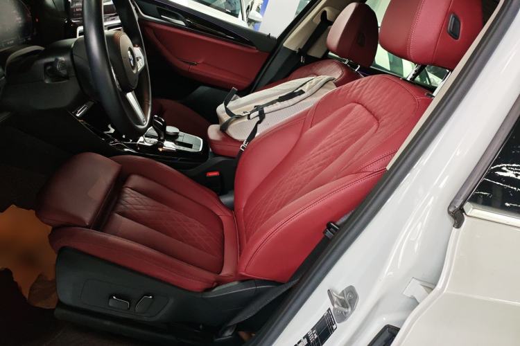 Used BMW X3 2023 xDrive25i M Sport Package Left Front Seat