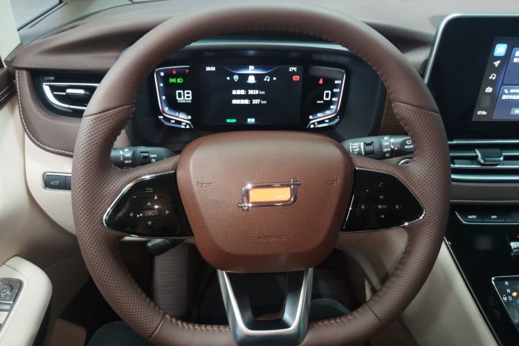 Used Bestune M9 2023 2.0T Prestige Edition
