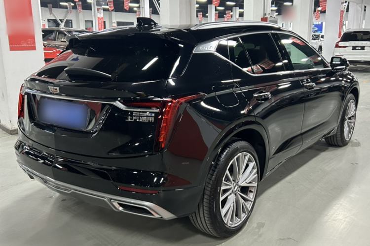 Used Cadillac GT4 2023 25T Luxury Model
