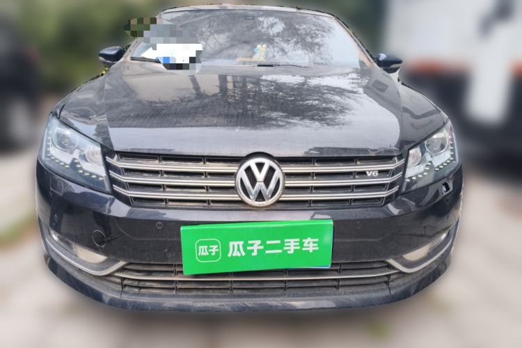 Used Volkswagen Passat 2011 3.0L V6 DSG Flagship Deluxe Edition Front