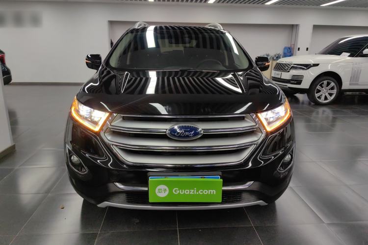 Used Ford Edge 2015 2.0T GTDi Two-Wheel-Drive High-Line Version
