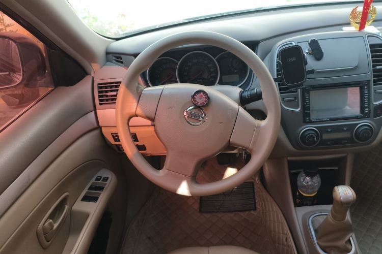 Used Nissan Sylphy 2012 Classic 1.6XL Manual Luxury Edition Steering Wheel