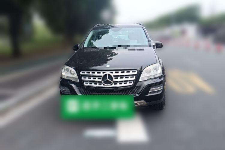 Used Mercedes-Benz M-Class 2010 ML 300 4MATIC Front