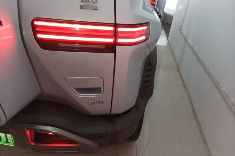 Used Formula Leopard Titanium 3 2025 501KM All-Wheel Drive Intelligent Driving Ultra Version
