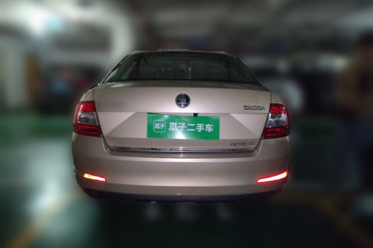 Used Skoda Octavia 2015 1.6L Automatic Yijie Edition
