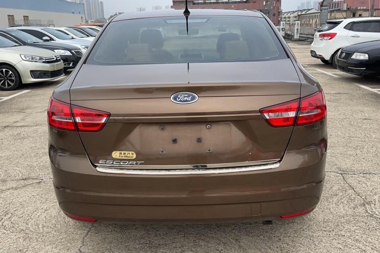 Used Ford Escort 2015 1.5L Automatic Comfort Edition
