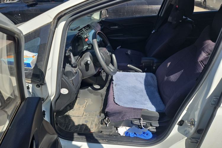 Used Honda Fit 2016 1.5L LXS CVT Comfort Sunroof Version
