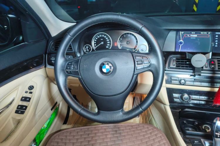 Used BMW 5 Series 2012 523Li Luxury Model
