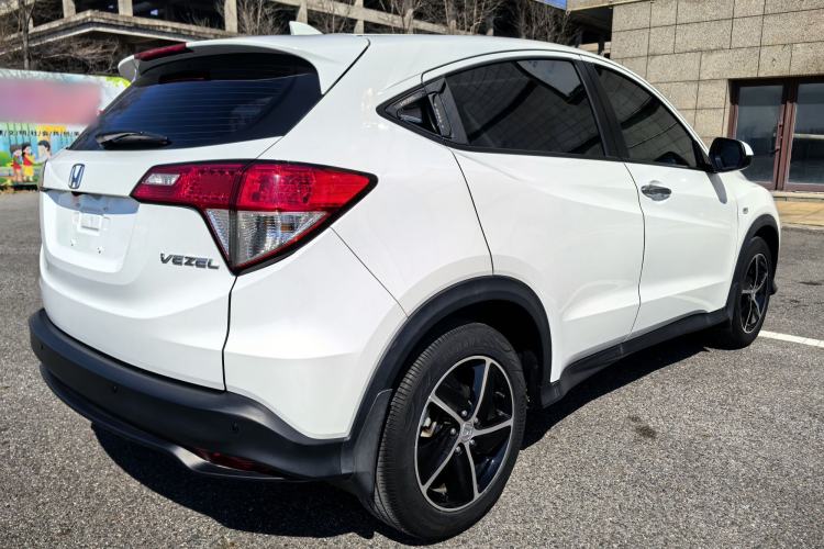 Used Honda Vezel 2020 1.5L CVT Pioneer Edition Exterior 1