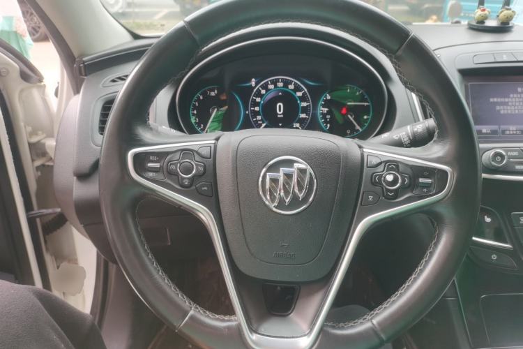 Used Buick Regal 2015 1.6T Elite Tech Model Steering Wheel