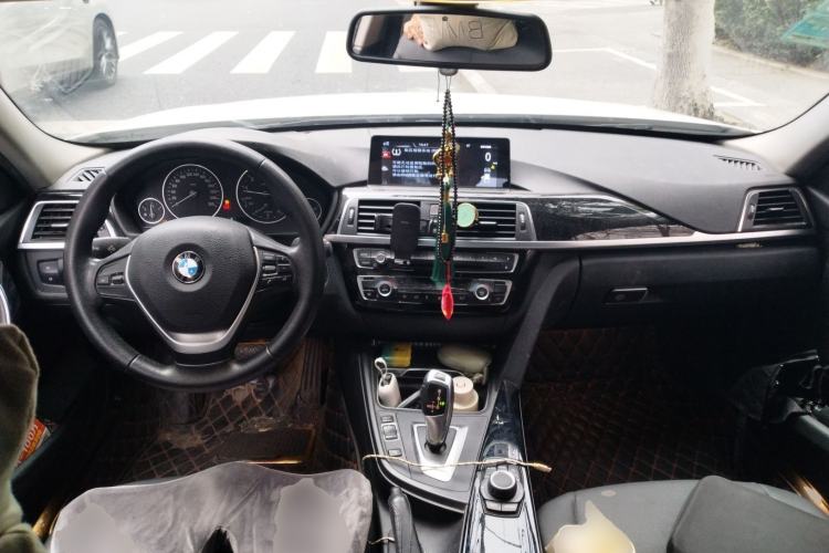 Used BMW 3 Series 2016 320Li Ambition Model