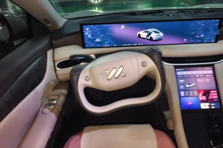 Used IM L6 2024 Max Standard Edition Steering Wheel