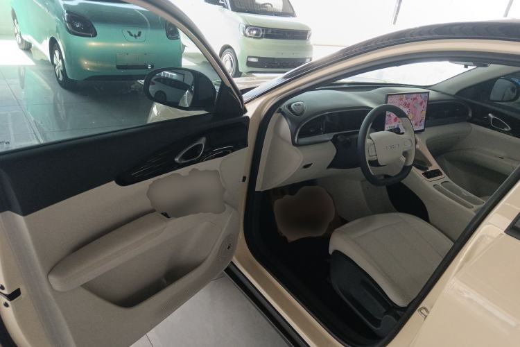 Used Geely Galaxy Geome 2025 310km Dream Edition Driver Seat