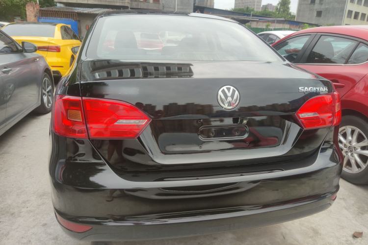 Used Volkswagen Sagitar 2012 1.6L Automatic Fashion Edition