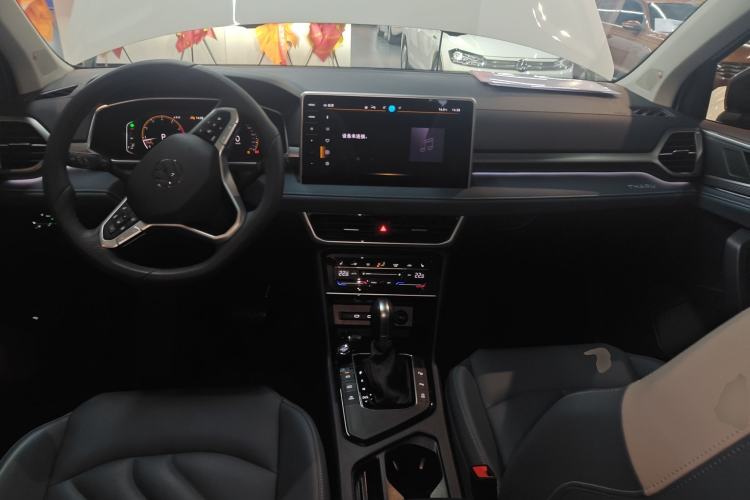 Used Volkswagen Tharu 2024 300TSI Two-Wheel-Drive Moon Luxury Edition