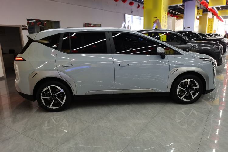 Used AION Y 2023 Younger Star Edition Rear Right 45 Deg