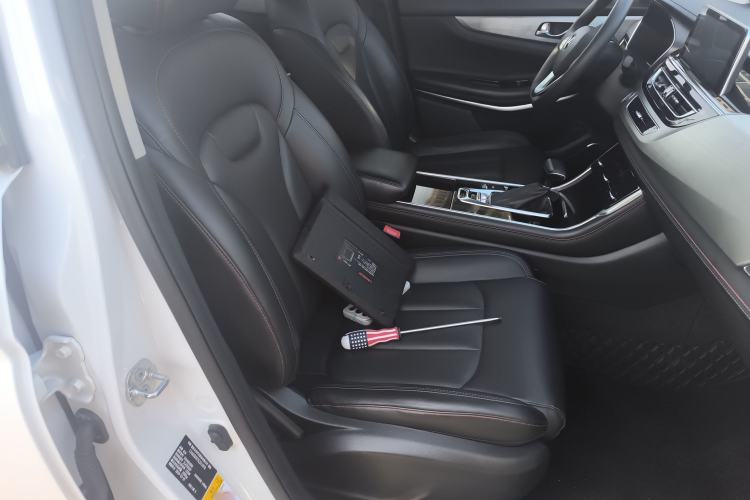 Used CHANGAN CS75 2020 280T DCT Luxury Model China VI Standard
