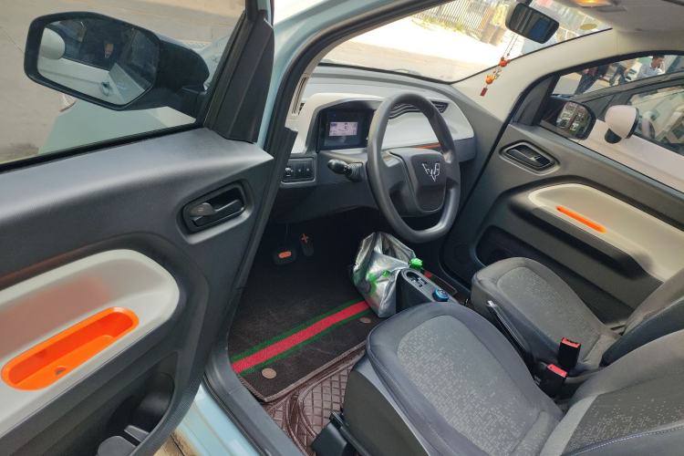 Used Wuling Hongguang MINIEV 2022 Easy Version Lithium Iron Phosphate Driver Seat