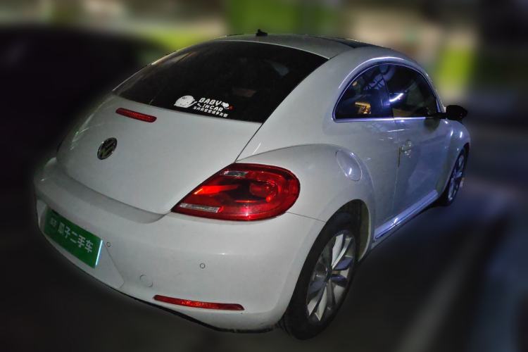 Used Volkswagen Beetle 2015 180TSI model
