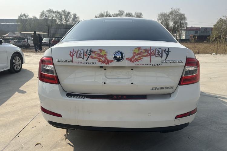 Used Skoda Octavia 2017 1.6L Automatic Front-Wheel Drive Model