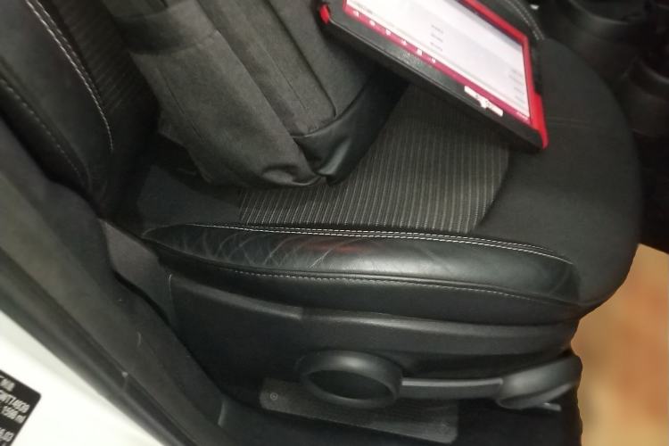 Used MINI Countryman 2016 1.6T COOPER ALL4 Fun Equipment Enthusiast Right Front Seat