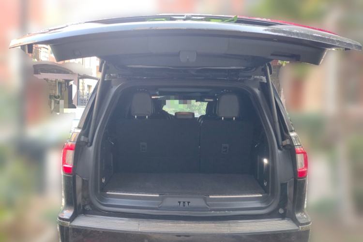 Used Lincoln Navigator 2020 3.5T Prestige Edition Trunk