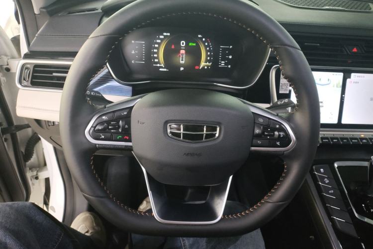 Used Geely Auto Emgrand X7 Sport 2022 Boyue X 1.8TD DCT ZhiZun Edition
