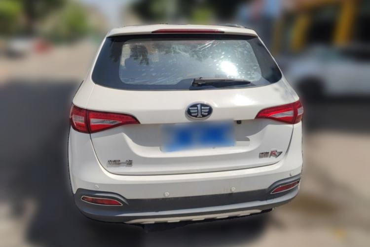 Used FAW Senya R7 2017 1.6L Manual Luxury Model
