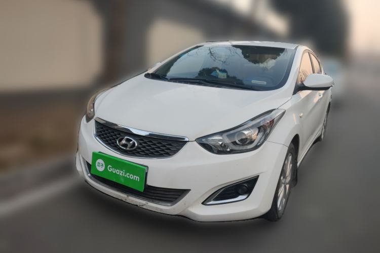 Used Hyundai Elantra (5th Generation / Langdong) 2016 1.6L Automatic Smart Version