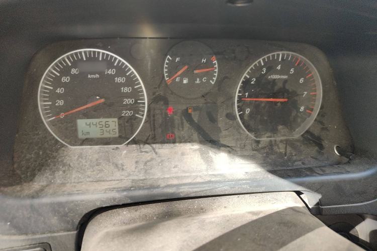 Used Jinbei Express 2017 2.0L Standard Version V19
