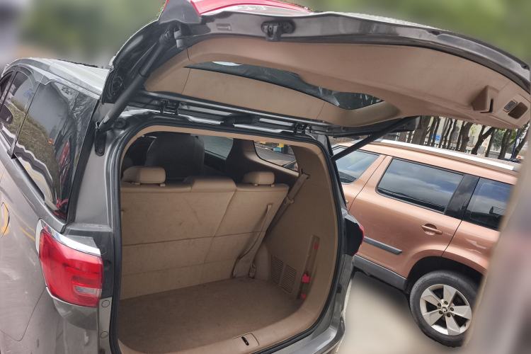 Used Buick GL8 2017 ES 28T Flagship Model China V Standard Trunk