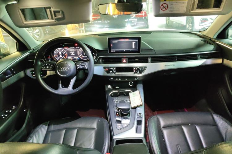 Used Audi A4L 2017 45 TFSI quattro Sport Edition
