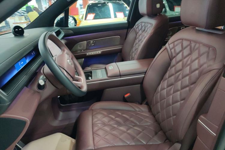 Used Nio ES8 2026 Model 6-seat Executive Luxury Edition Left Front Seat