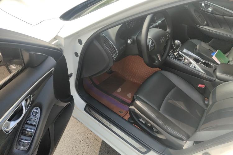 Used Infiniti Q50 2014 2.0T Comfort Edition Driver Seat