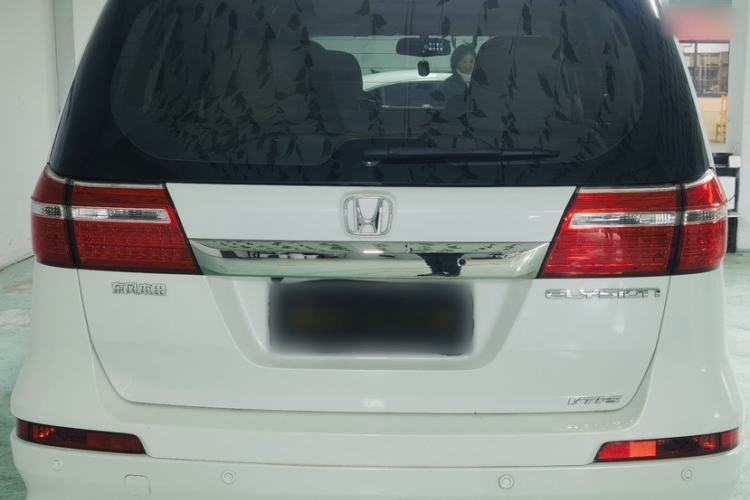 Used Honda Elysion 2015 2.4L VTi-S Prestige Edition