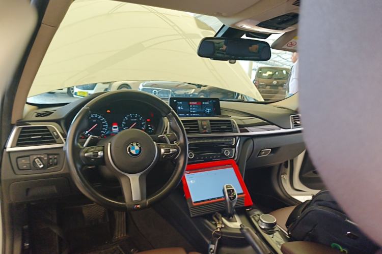 Used BMW 3 Series 2019 320Li M Sport Night Edition Center Console