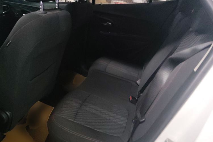 Used Buick Encore 2017 18T Automatic Two-Wheel Drive Urban Leading Model Left Rear Seat