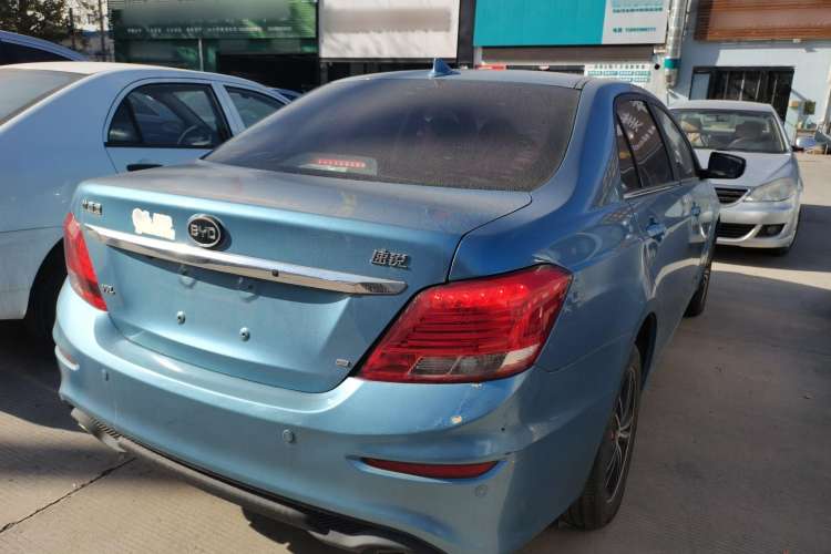 Used BYD Surui 2015 Revised Version 1.5L Manual Luxury Edition