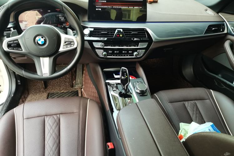 Used BMW 5 Series 2022 Second Facelift 530Li xDrive M Sport Package
