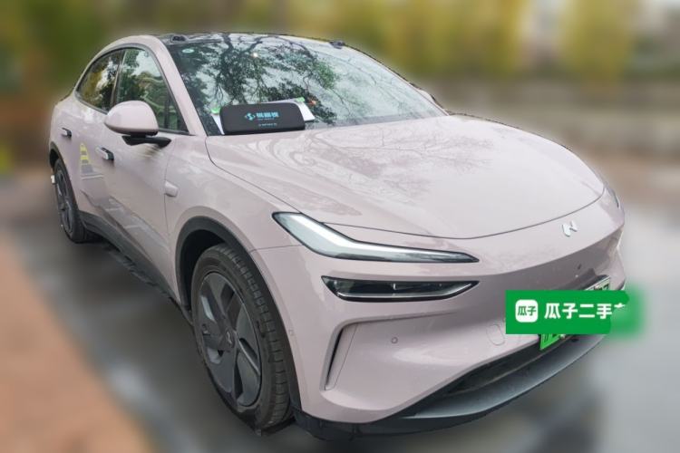 Used ONVO L60 2024 60 kWh Rear-Drive Version Front Right 45 Deg