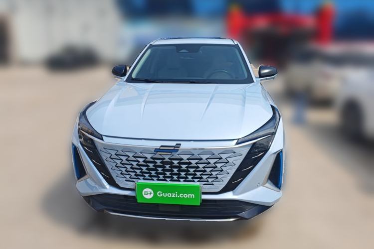 Used CHANGAN OSHAN Z6 New Energy 2022 Facelift Blue Whale iDD 150KM Flagship PLUS Smart Parking Edition Front