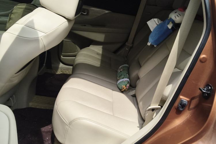 Used Nissan Murano 2015 2.5 S/C HEV XV Four-Wheel Drive Hybrid Flagship Edition Left Rear Seat