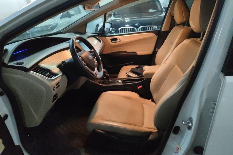 Used Honda Jade 2016 1.8L Automatic Comfort Elite Version 5 Seats Left Front Seat
