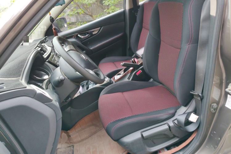 Used Nissan Qashqai 2016 2.0L CVT Elite Edition Left Front Seat