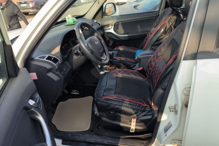 Used Chery Tiggo 3 2015 1.6L Manual Zhishang Sport Edition
