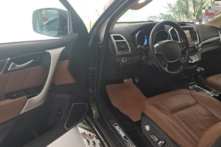 Used Haval H9 2015 2.0T Four-Wheel Drive Luxury 7-Seater
