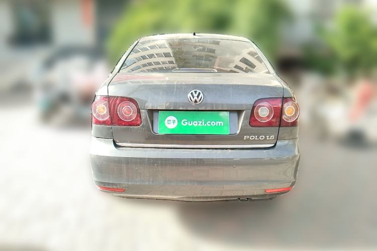 Used Volkswagen Polo 2011 Jingqu 1.6L Manual - Real Cool Edition