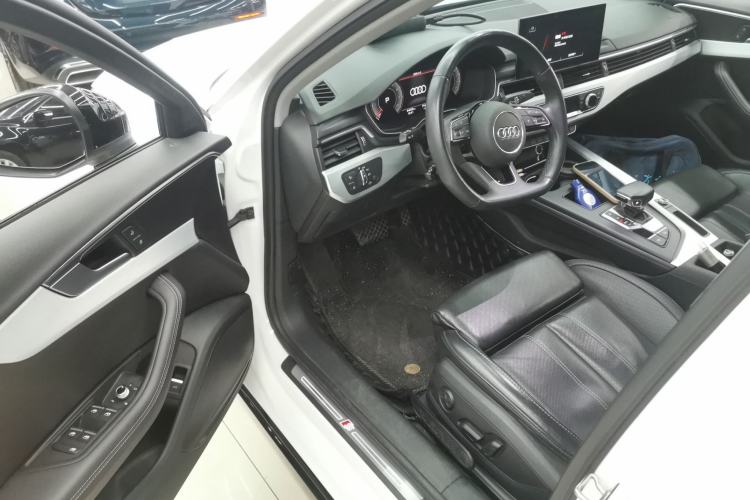 Used Audi A4L 2022 40 TFSI Luxury Dynamic Model Driver Seat