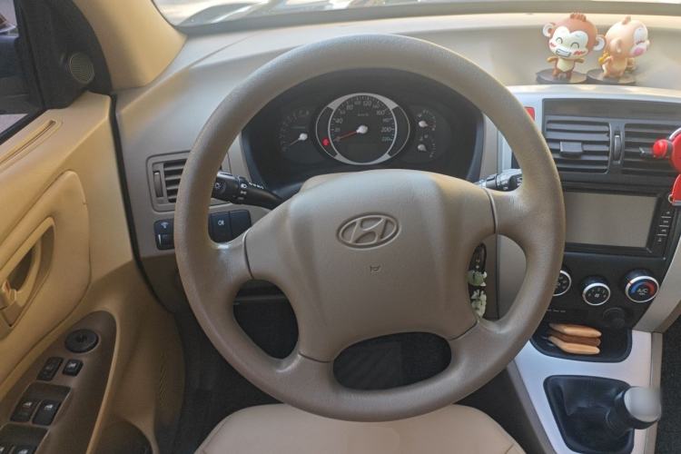 Used Hyundai Tucson 2013 2.0L Manual Two-Wheel Drive Fashion Edition
